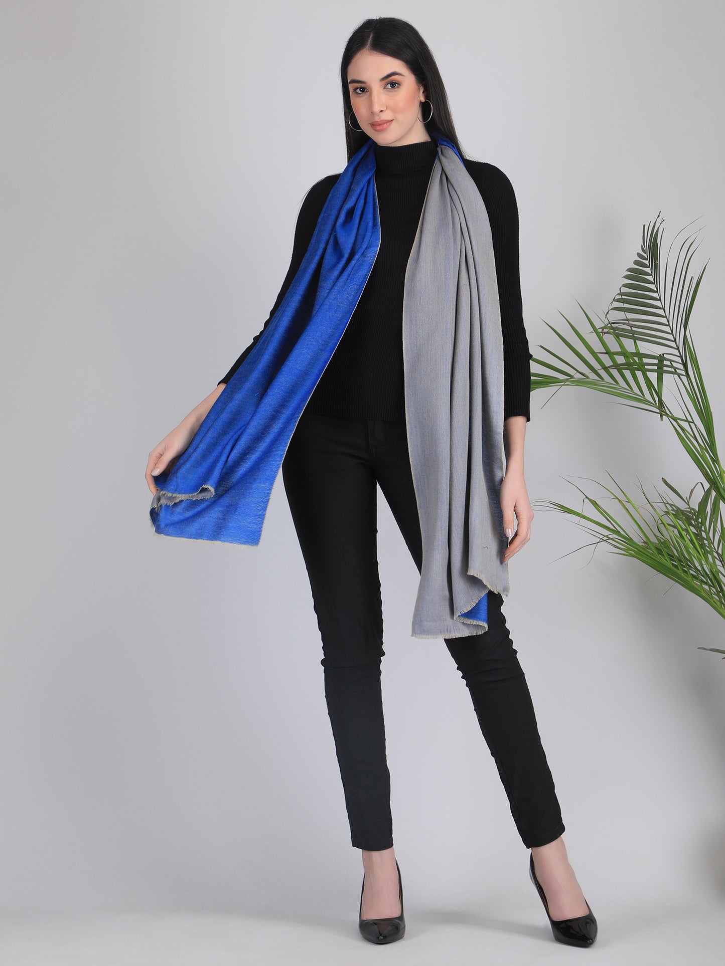 Kaashi Reversible Cashmere Scarf