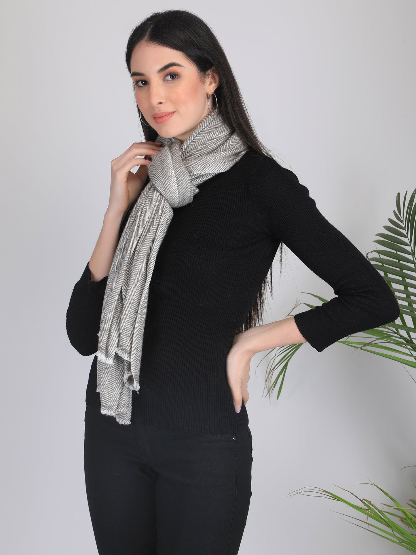Vanya Herringbone Cashmere Scarf