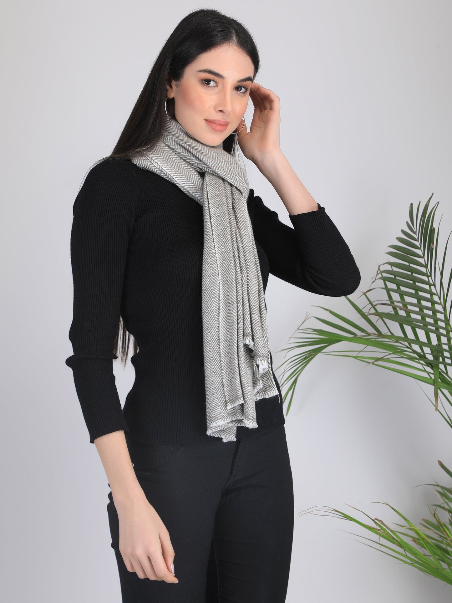 Vanya Herringbone Cashmere Scarf